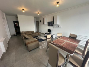 Luxury 2 Bedrooms Apartment